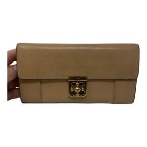 Chloe Bi-Fold Wallet Flap Pebbled Leather Beige Designer Luxury Gold Hardware
